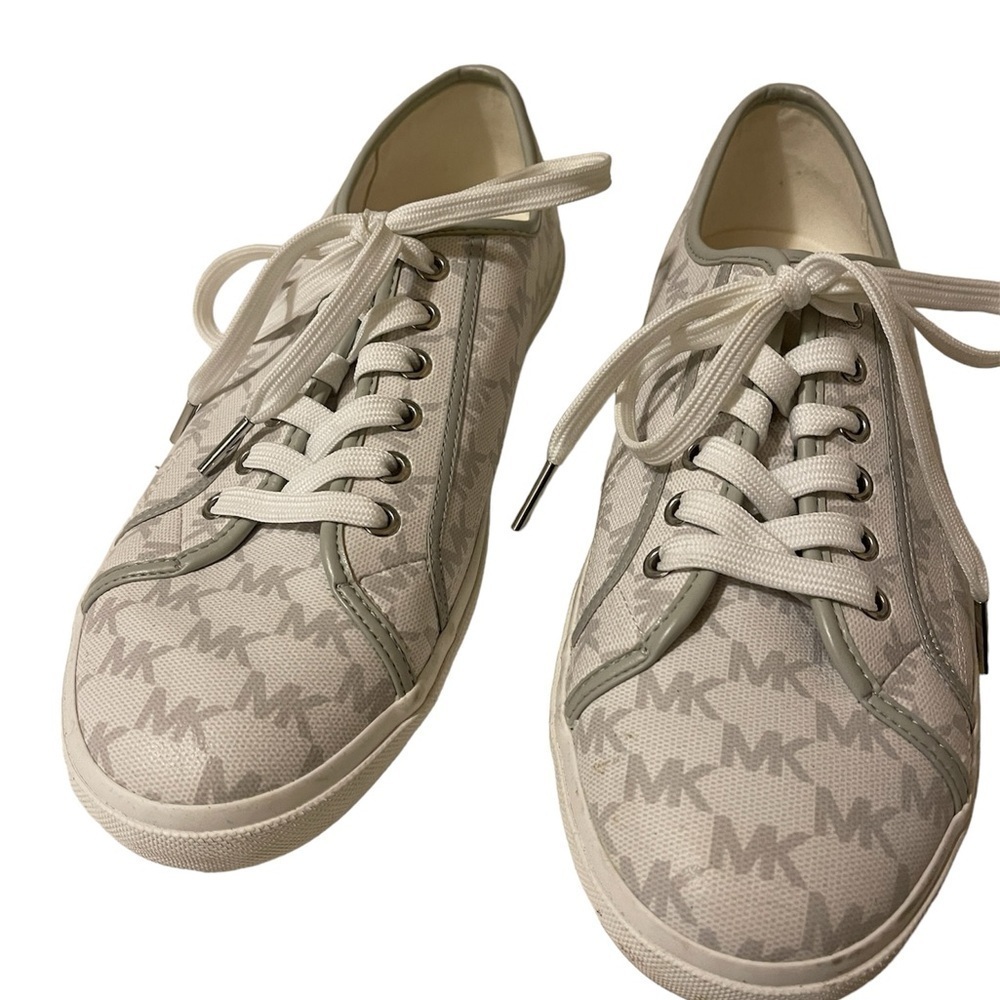 Michael Kors Gray Sneakers for Women. New conditions